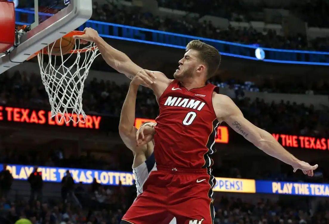 FB体育网页版-篮球巨星突然宣布退役结束职业生涯