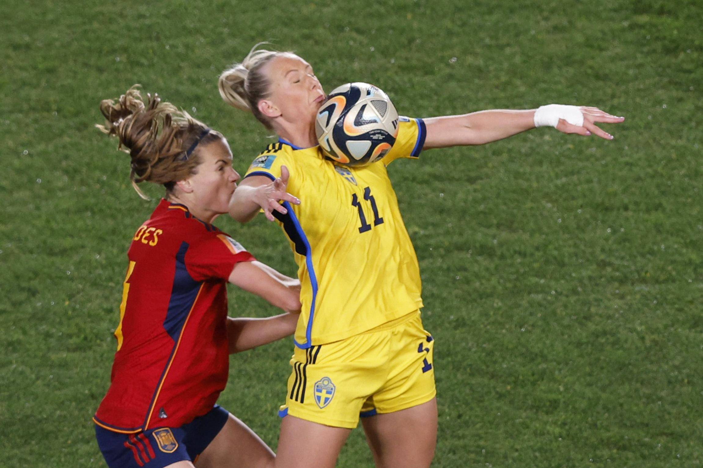 瑞典女足明星在本场比赛表现抢眼 瑞典女足明星在本场比赛表现抢眼