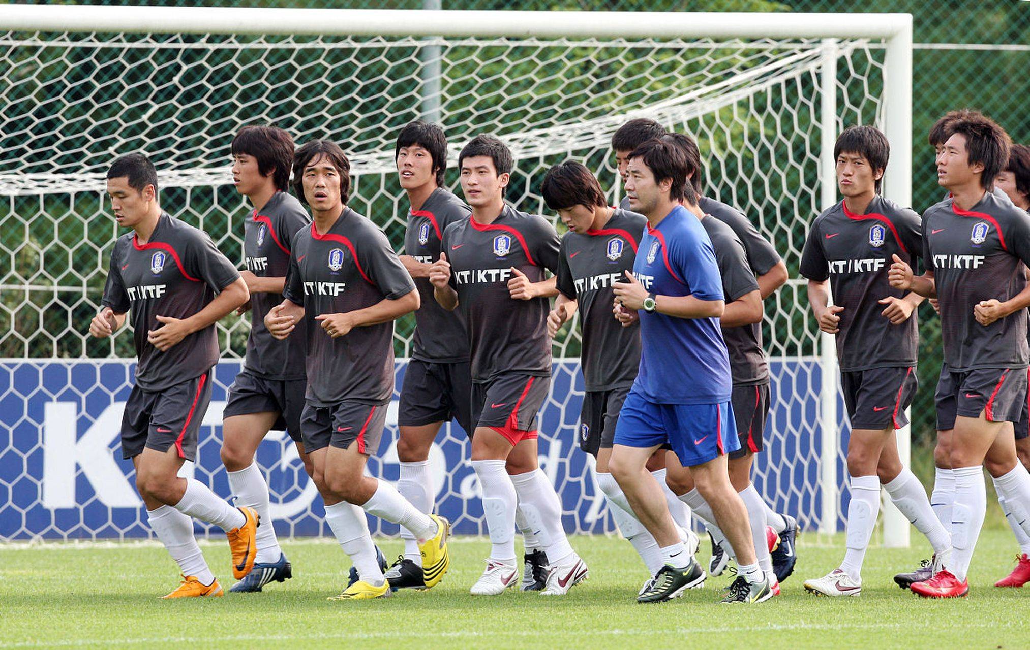 风云再起,东亚足球界争霸赛掀起热潮 风云再起,东亚足球界争霸赛掀起热潮