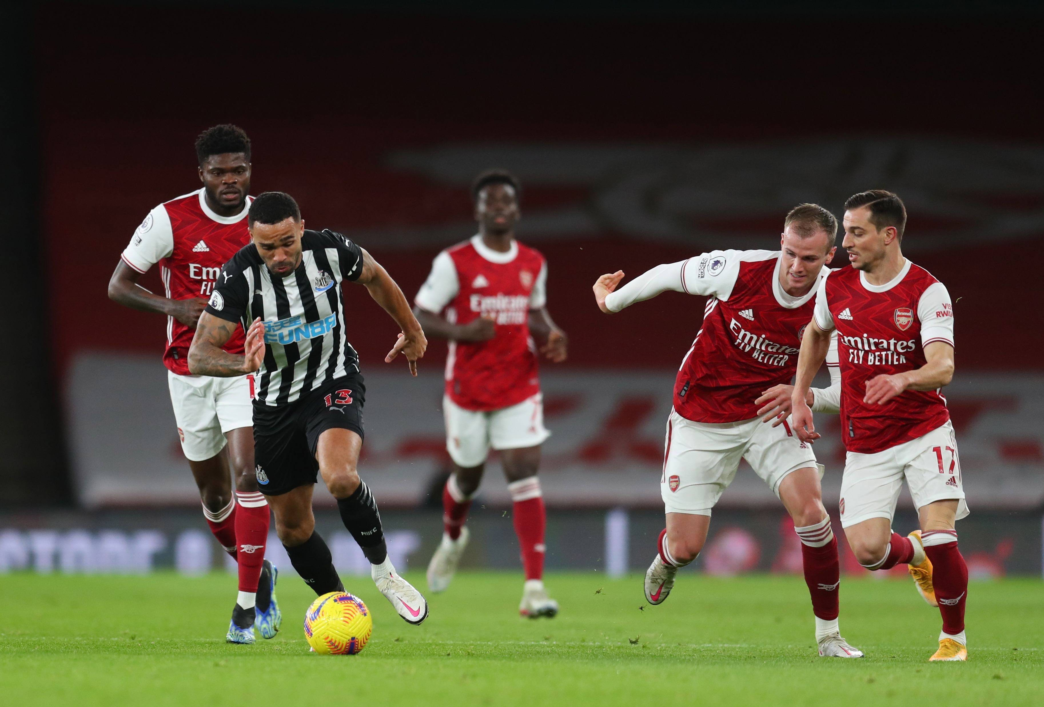 阿森纳大胜南安普顿，保持欧冠资格希望