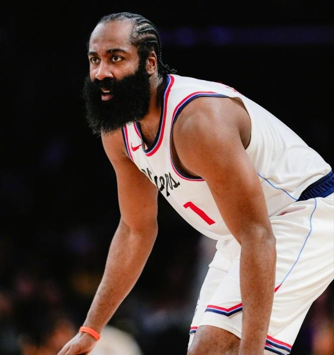 火箭队主场告负热火,哈登孤独起舞 火箭队主场告负热火,哈登孤独起舞