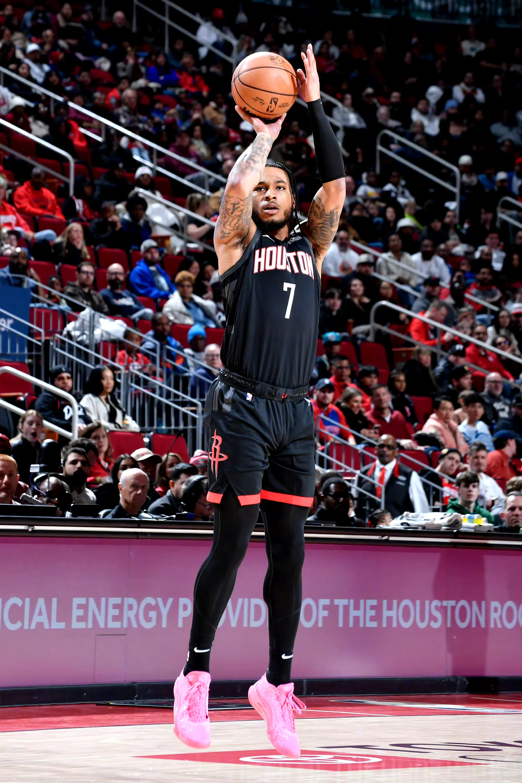 火箭主场击败魔术,士气大振 火箭主场击败魔术,士气大振