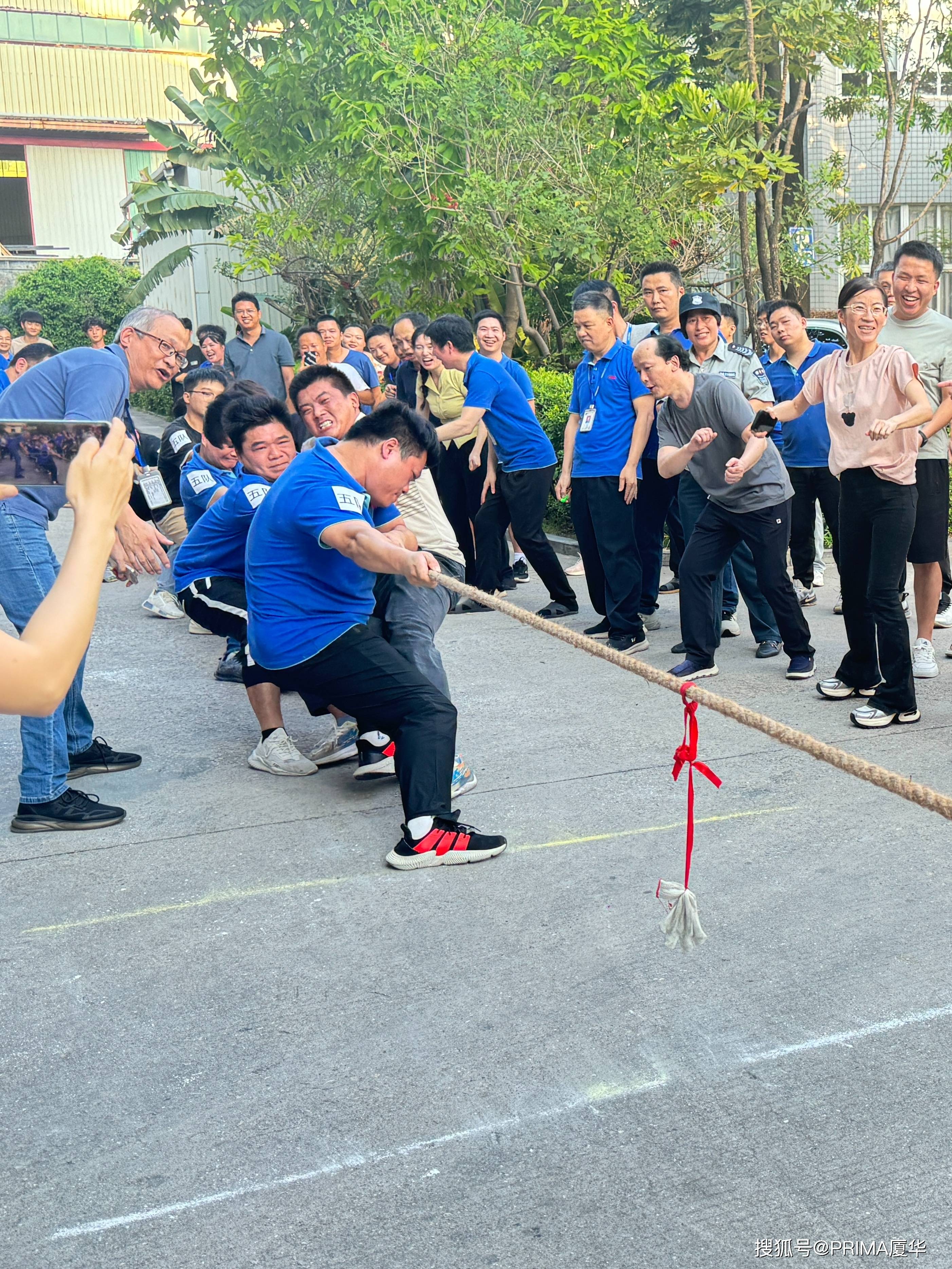 比赛过程曲折扣人心弦,胜负不明的简单介绍 比赛过程曲折扣人心弦,胜负不明的简单介绍