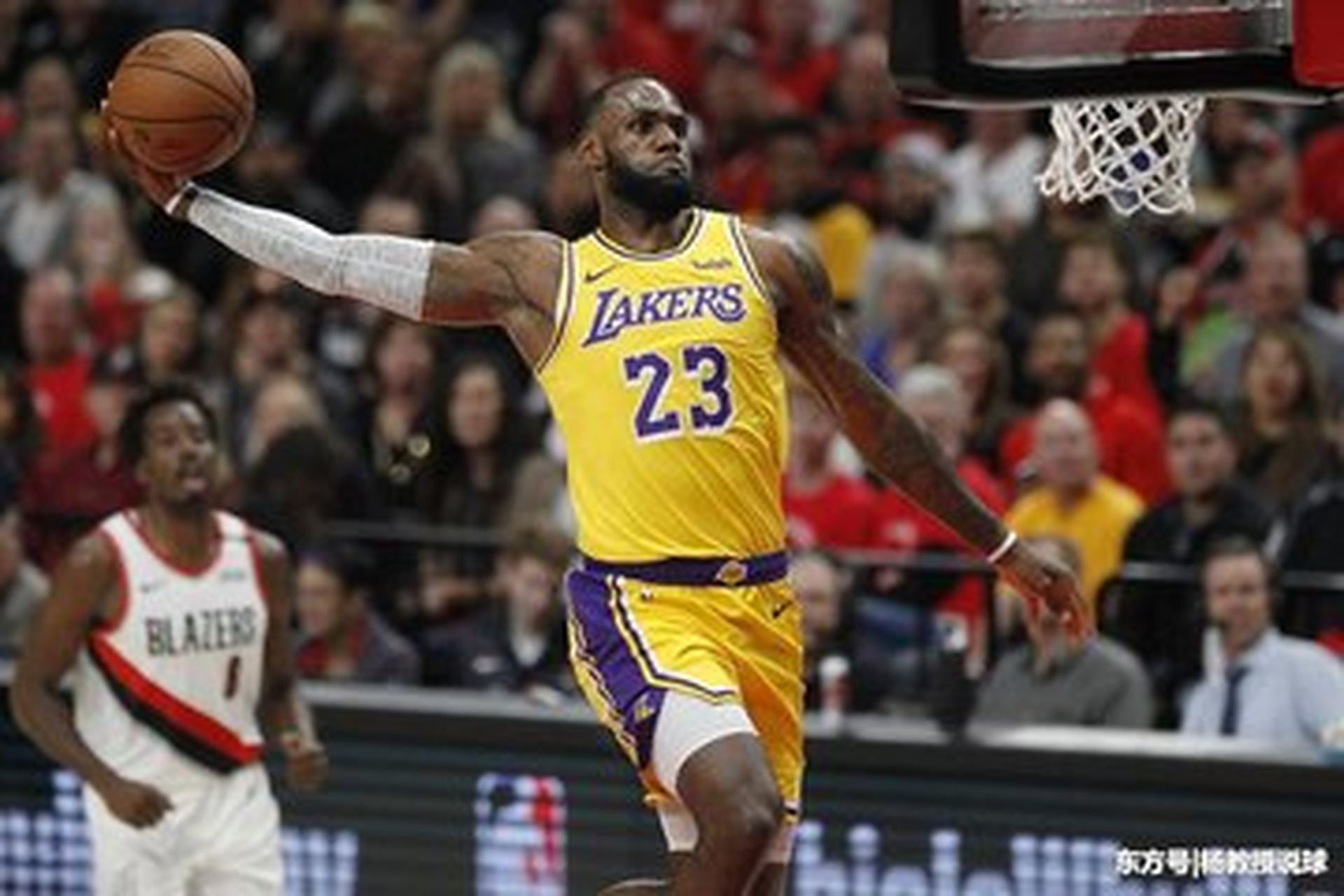 FB体育在线-篮网客场大胜奇才结束两连败