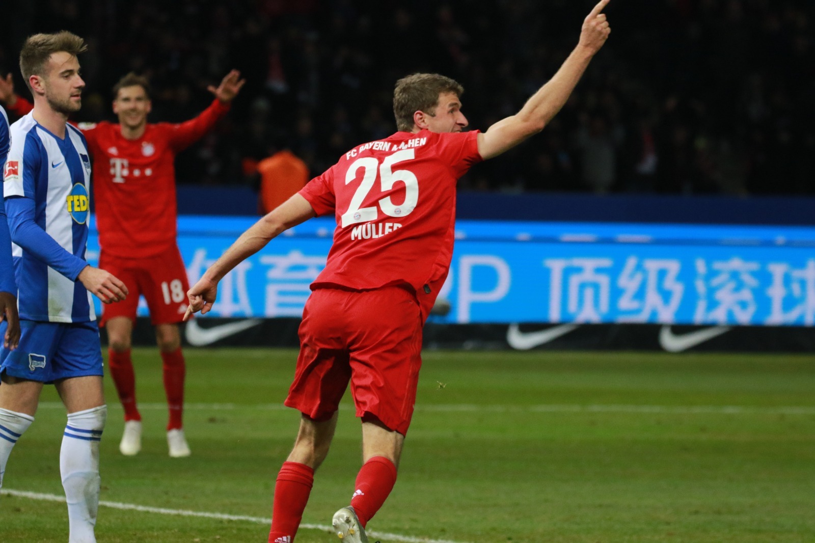 柏林赫塔客场大胜，征战德甲前八名积分榜