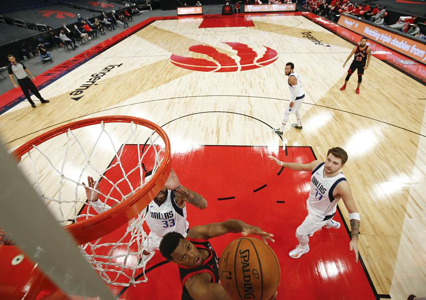 关于猛龙主场大胜独行侠，不败金身再续传奇的信息