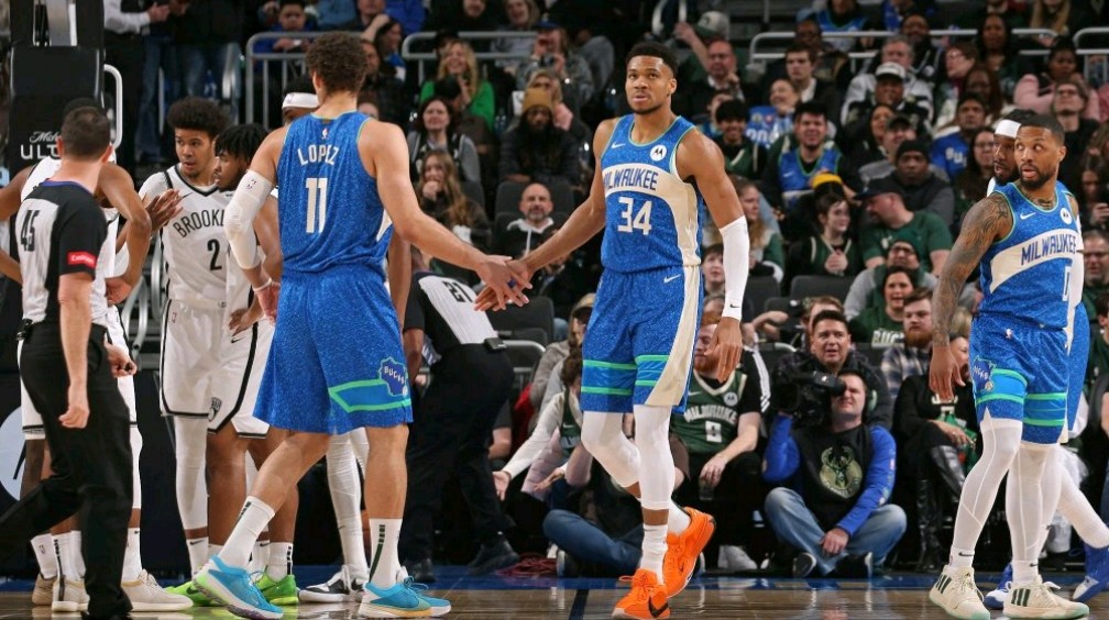 雄鹿击败篮网，稳坐东部第一位